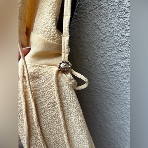 ❌SOLD❌H&M Studio Collection TWIST-DETAIL CRINKLED DRESS in Pastel Yellow - Picture 13 of 16